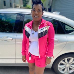 Meet your Posher, Kendra